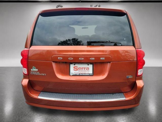 Used 2012 Dodge Grand Caravan SXT FWD image 4