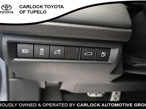 Used 2025 Toyota Camry XSE FWD image 23
