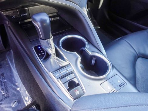 Used 2023 Toyota Camry XLE image 22