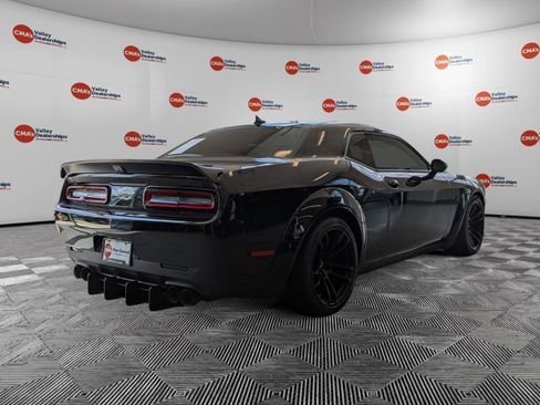Used 2022 Dodge Challenger SRT Hellcat RWD image 5