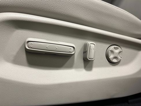 New 2026 Honda Odyssey EX-L image 10