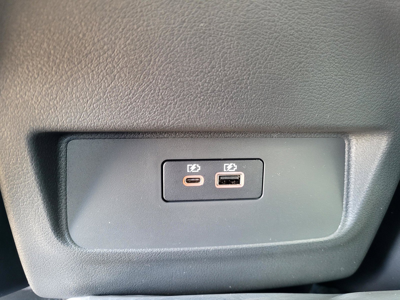 New 2026 Nissan Frontier SV w/ All-Weather Content Package AWD/4WD image 10