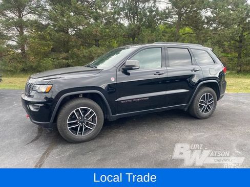 Used 2019 Jeep Grand Cherokee Trailhawk AWD/4WD image 3