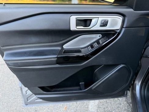 Used 2021 Ford Explorer ST w/ Equipment Group 401A image 17