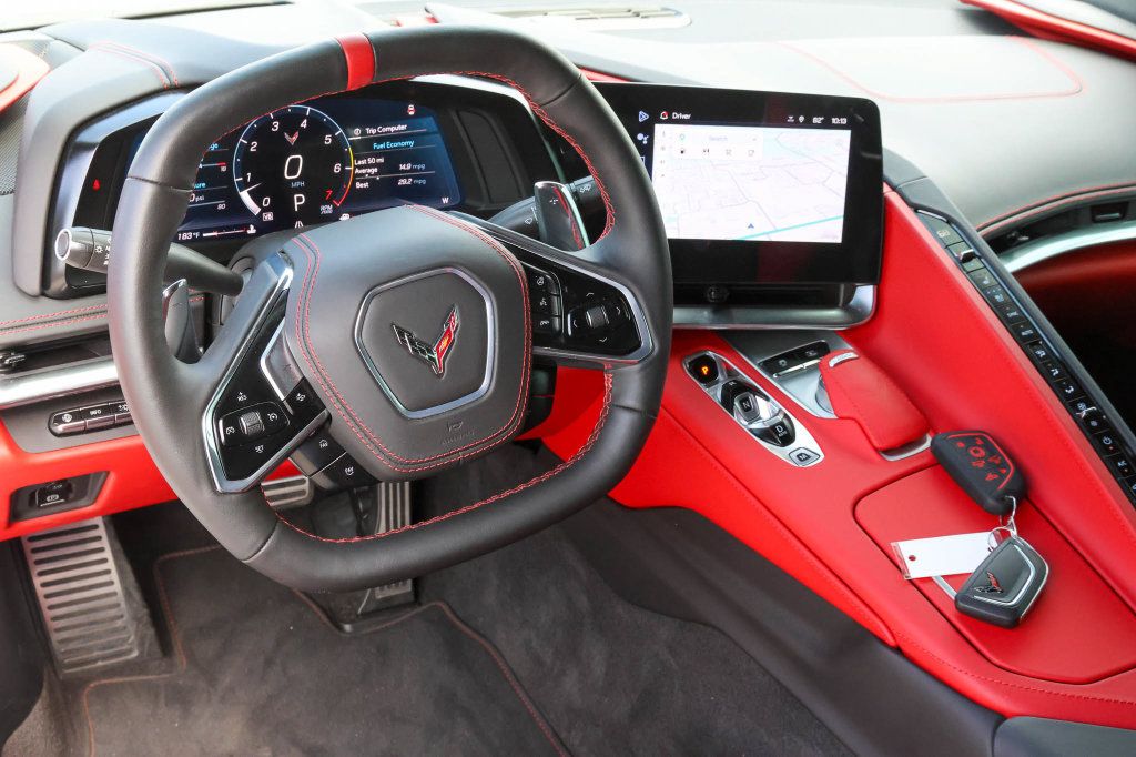 Used 2024 Chevrolet Corvette Stingray Premium Cpe w/ Z51 Performance Package RWD image 17