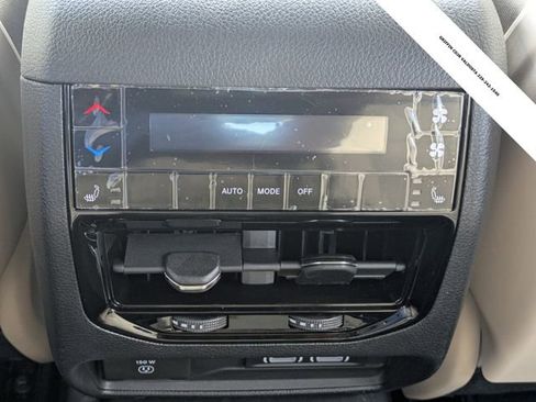 New 2025 Jeep Grand Cherokee L Limited w/ Luxury Tech Group II image 16