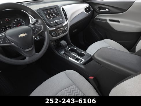 Used 2024 Chevrolet Equinox LS FWD image 13
