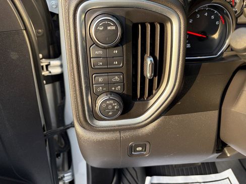 Used 2021 Chevrolet Silverado 1500 LTZ image 10