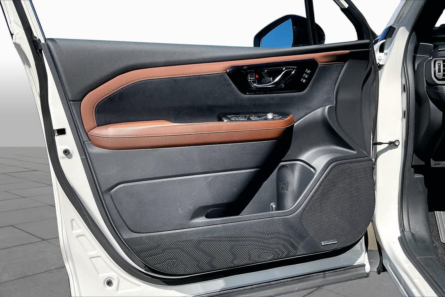 New 2026 Subaru Forester Touring AWD/4WD image 10