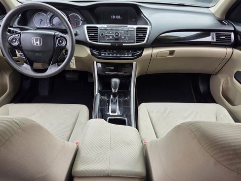 Used 2017 Honda Accord LX image 12