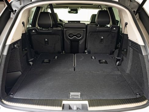 Certified 2025 Acura MDX SH-AWD w/ Advance Package image 18