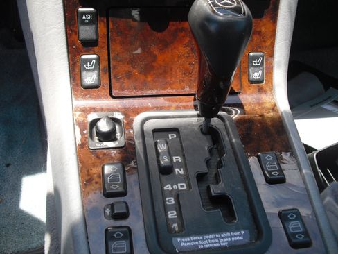 Used 1997 Mercedes-Benz S 500 Coupe image 11