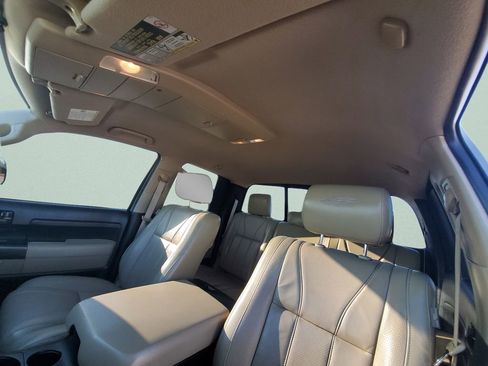 Used 2012 Toyota Tundra Grade w/ SR5 Pkg image 19