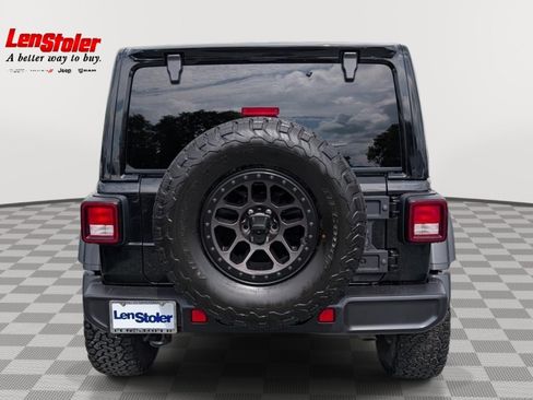 Used 2022 Jeep Wrangler Unlimited Sport AWD/4WD image 4