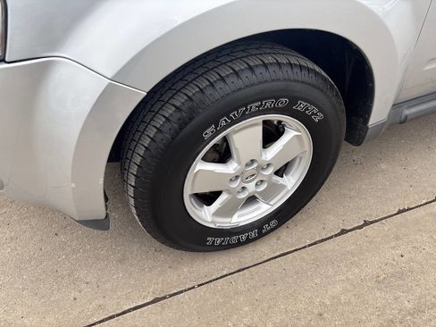 Used 2012 Ford Escape XLT image 10