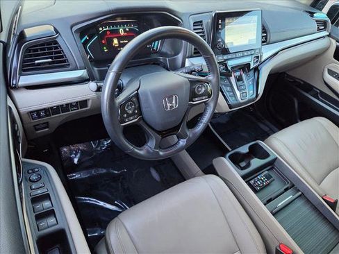 Used 2024 Honda Odyssey Touring image 10