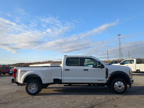 Used 2025 Ford F450 XL w/ 360-Degree Camera Package image 2