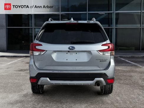 Used 2023 Subaru Forester Touring image 11