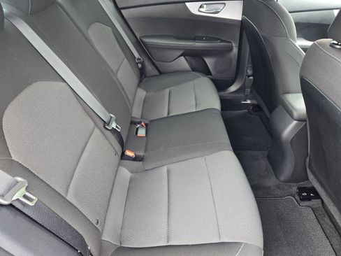 Used 2024 Kia Forte LXS w/ LXS Technology Package FWD image 28