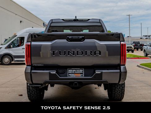 Used 2024 Toyota Tundra Platinum AWD/4WD image 7