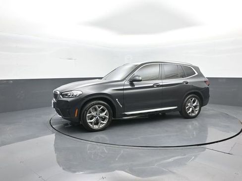 Used 2022 BMW X3 xDrive30i w/ Premium Package 2 AWD/4WD image 4