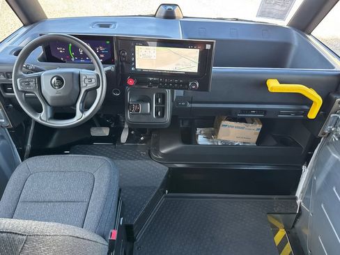 Used 2023 Chevrolet Brightdrop 600 w/ Active Safety Package 2 image 14