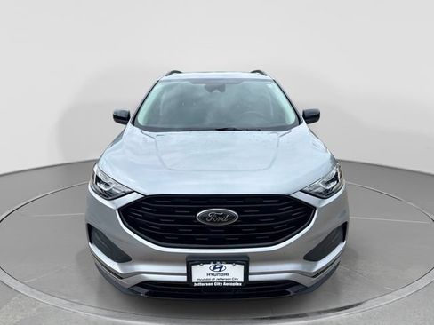 Used 2024 Ford Edge SE w/ Black Appearance Package AWD/4WD image 2