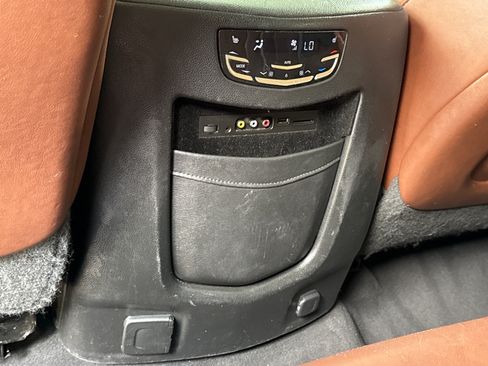 Used 2015 Cadillac Escalade Premium AWD/4WD image 13