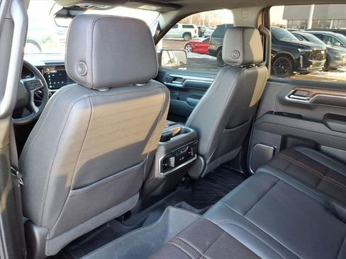 Used 2024 Chevrolet Silverado 1500 High Country w/ High Country Premium Package image 18