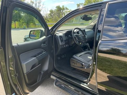 Used 2016 Chevrolet Colorado Z71 AWD/4WD image 16