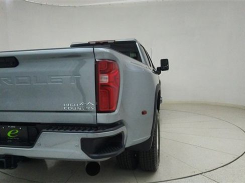 Used 2024 Chevrolet Silverado 3500 High Country image 69