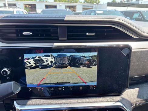 New 2026 GMC Sierra 3500 Denali w/ Denali Reserve Package AWD/4WD image 17