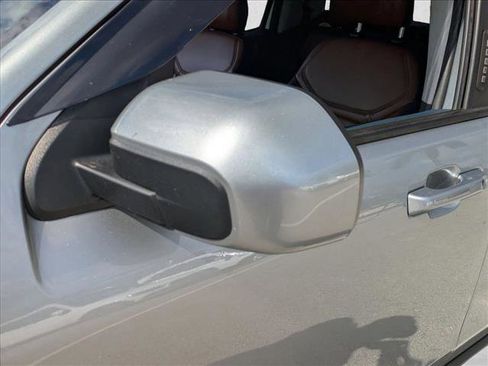 Used 2022 Ford Maverick Lariat image 6