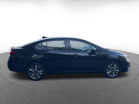 Used 2025 Nissan Versa SV FWD image 12