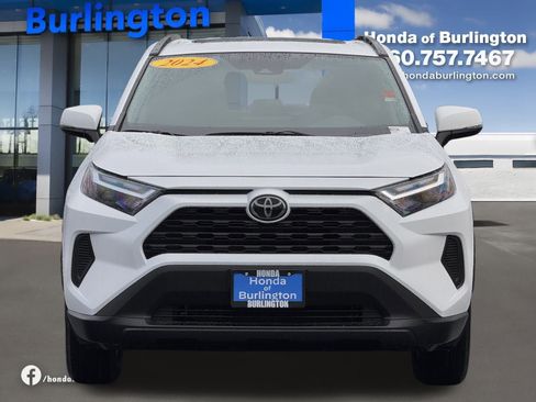 Used 2024 Toyota RAV4 XLE w/ Convenience Package image 10