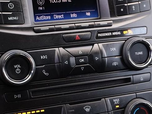 Certified 2017 Ford Explorer XLT FWD image 20