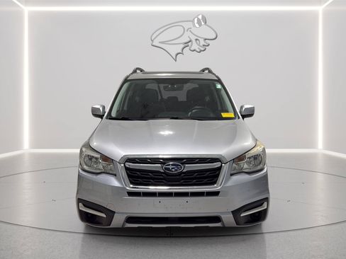 Used 2017 Subaru Forester 2.5i Premium w/ All-Weather Package AWD/4WD image 8