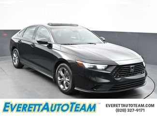 Used 2024 Honda Accord EX image 1