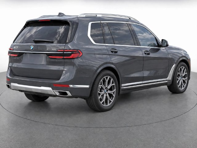 Used 2024 BMW X7 xDrive40i w/ Executive Package AWD/4WD image 8
