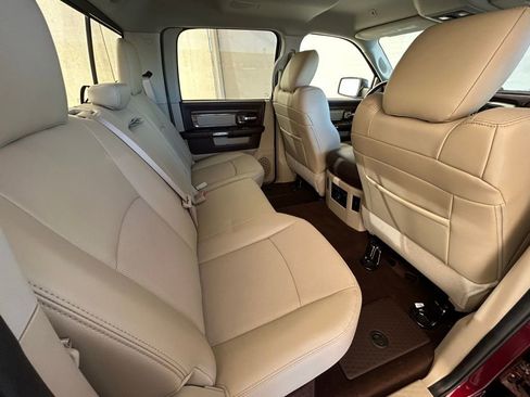 Used 2017 RAM 1500 Laramie w/ Convenience Group image 20