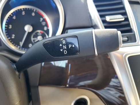 Used 2016 Mercedes-Benz GL 450 4MATIC w/ Premium I Package image 28