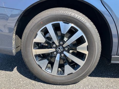 Certified 2026 Honda Odyssey EX-L image 27