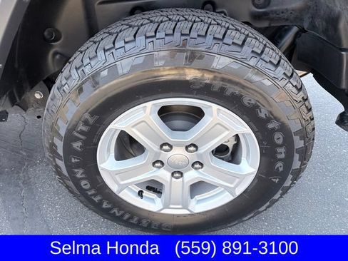 Used 2021 Jeep Wrangler Unlimited Sport AWD/4WD image 23