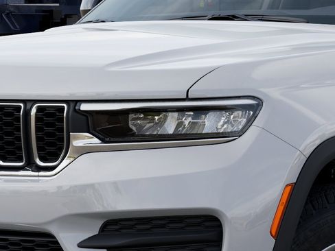 New 2026 Jeep Grand Cherokee Laredo X image 6