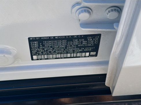 Certified 2024 Honda HR-V EX-L image 36