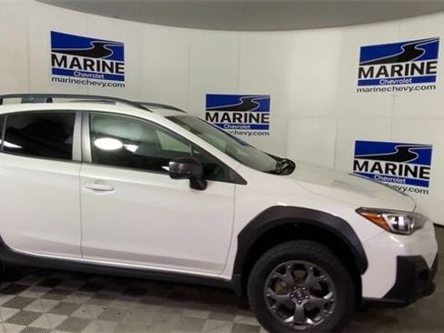 Used 2021 Subaru Crosstrek 2.5i Sport w/ Moonroof Package image 3