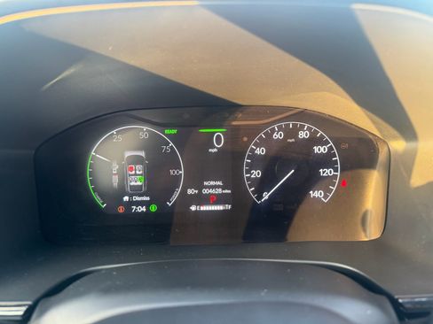 Certified 2025 Honda CR-V Sport Touring image 19