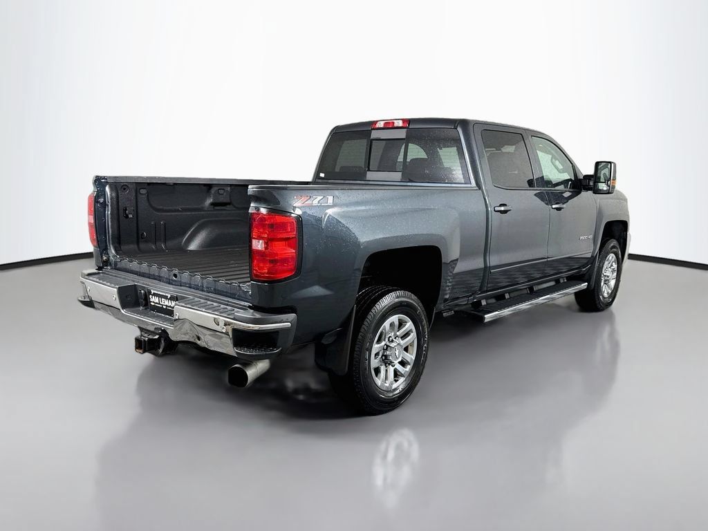 Used 2019 Chevrolet Silverado 2500 LT w/ LT Convenience Package AWD/4WD image 7