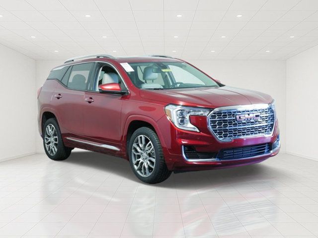 Used 2023 GMC Terrain Denali AWD/4WD image 1