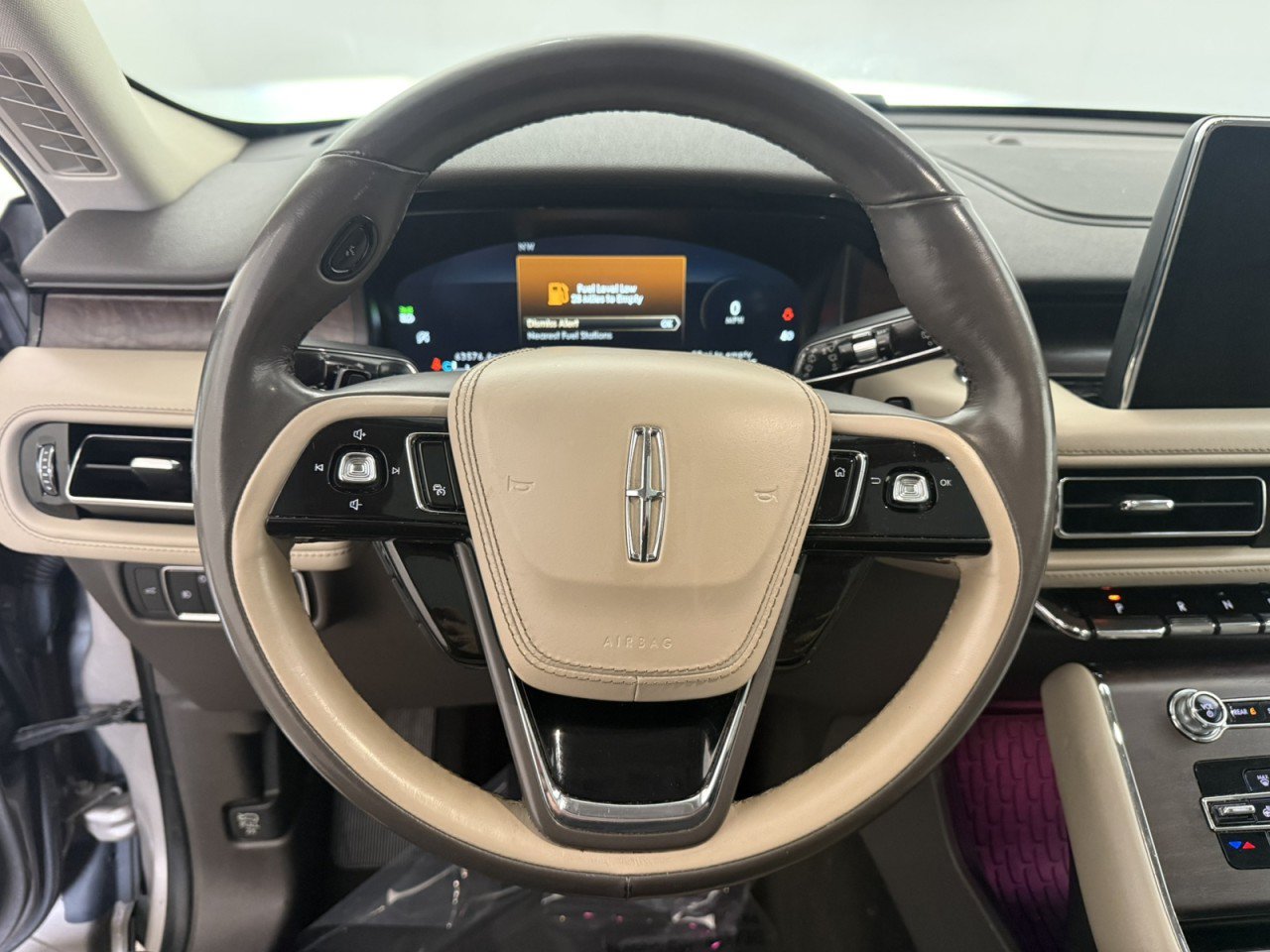 Used 2021 Lincoln Aviator Reserve w/ Equipment Group 202A AWD/4WD image 21